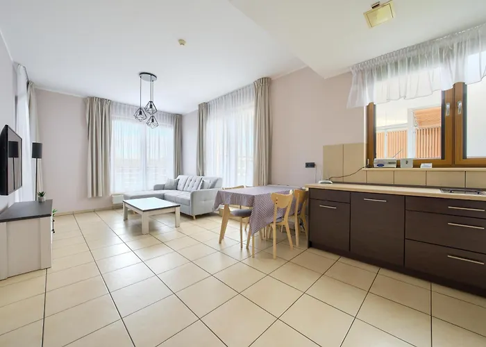 Apartamentyprzymorzu Olympic Park Z Prywatnym Tarasem Z Widokiem Na Morze Kołobrzeg